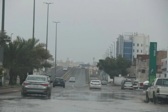 الأرصاد تكشف حالة الطقس المتوقعة اليوم: أمطار غزيرة تؤدي إلى جريان السيول على هذه المناطق!