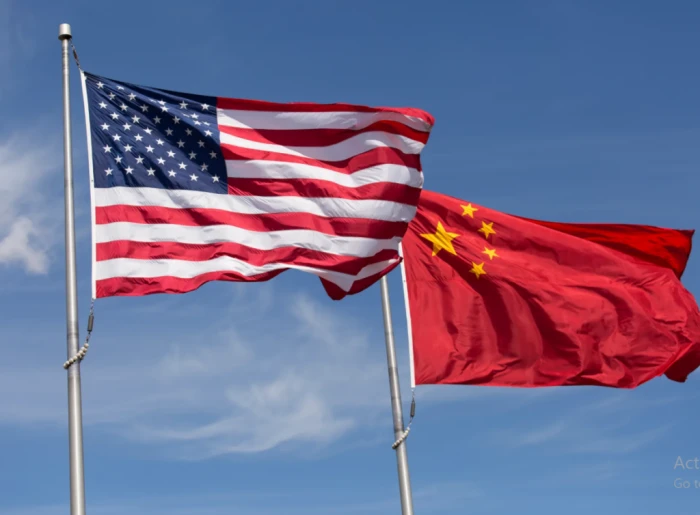 خطير وغير مسؤول.. الصين تحذر من حصار أمريكا لموانئ إيران