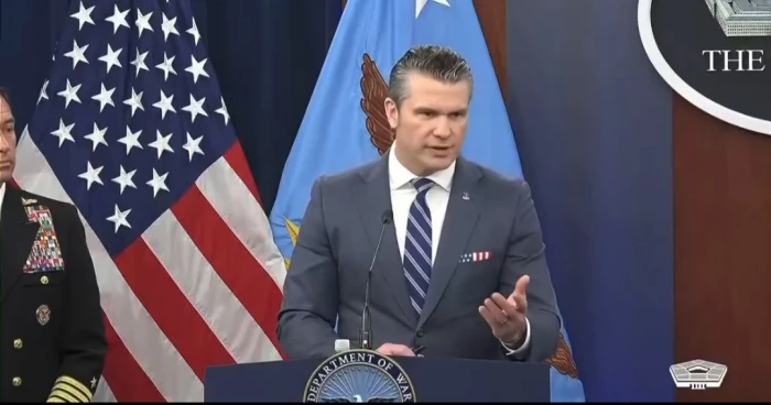 بالفيديو.. وزير الدفاع الأمريكي: ‏المرشد الإيراني مجتبى خامنئي لا يزال على قيد الحياة مصابًا ومشوهًا