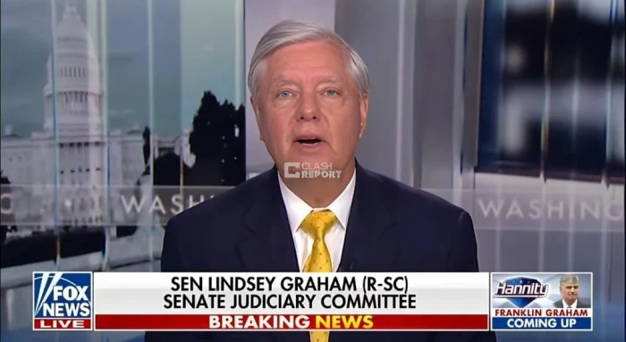 «فقد صوته من شدة الغضب».. بالفيديو.. السيناتور ليندسي غراهام يكشف تفاصيل مكالمة «ترامب» المباشرة مع مسؤولين إيرانيين وتهديده لهم