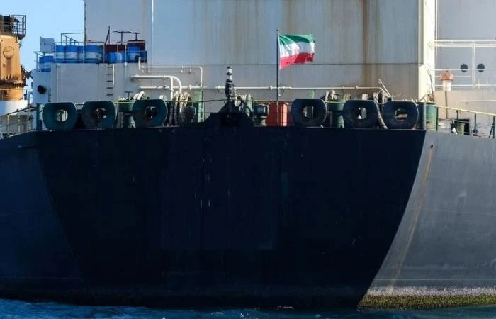 العثور على مواد لصنع صواريخ باليستية على متن سفينة قادمة من الصين اعترضها المارينز الأمريكي قبل وصولها إلى إيران