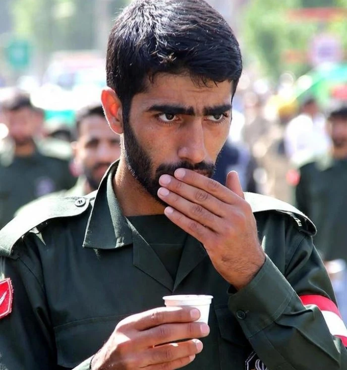 تفاصيل تسمم جماعي لأكثر من 100 عنصر من قوات الباسيج في طهران