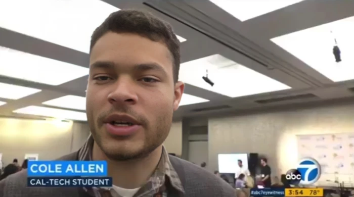 فيديو يوثق مقابلة سابقة لمنفذ إطلاق النار في حفل عشاء مراسلي البيت الأبيض بحضور ترامب