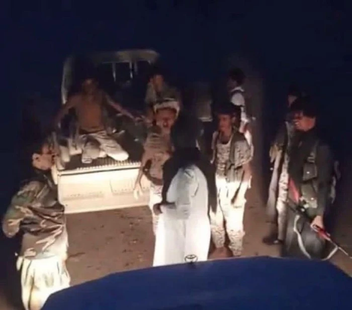 ردا على اعتقال الشيخ  حمد بن فدغم…القبض على مشرف حوثي وعدد من مرافقيه بعد كمين نفذته قبائل دهم في منطقة الجوف اليمنية