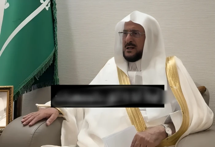 بالفيديو.. وزير الشؤون الإسلامية: لا أثق في الجمعيات الخيرية وأنا شخصياً لم أتبرع بريال