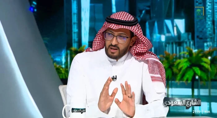 خسر أكثر من 100 ألف ريال.. بالفيديو: محامٍ يروي واقعة احتيال تعرض لها رجل خمسيني على يد ابن جاره