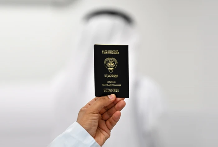 الكويت تسحب الجنسية من 2192 شخصاً وتسقطها عن آخر بموجب 8 مراسيم