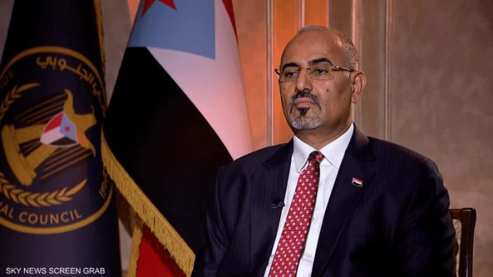 خيانة عظمى.. تفاصيل الاتهامات الموجهة لعيدروس الزبيدي بعد استخدام قوات المجلس للسيطرة على محافظات ومواقع رسمية