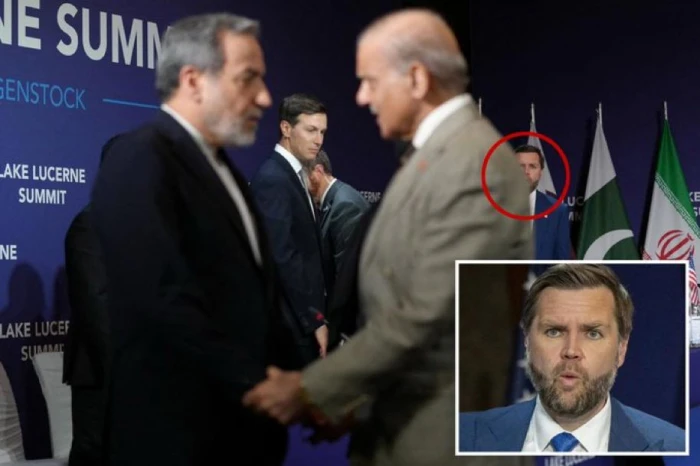 بالفيديو: ردة فعل نائب الرئيس الأمريكي لحظة مغادرة الوفد الإيراني مباحثات سويسرا احتجاجاً على تهديدات ترامب