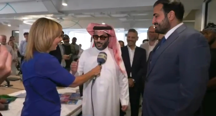 "أنا أتشاءم منك".. بالفيديو: تركي آل الشيخ يمازح مراسلة العربية بسبب أسهمه