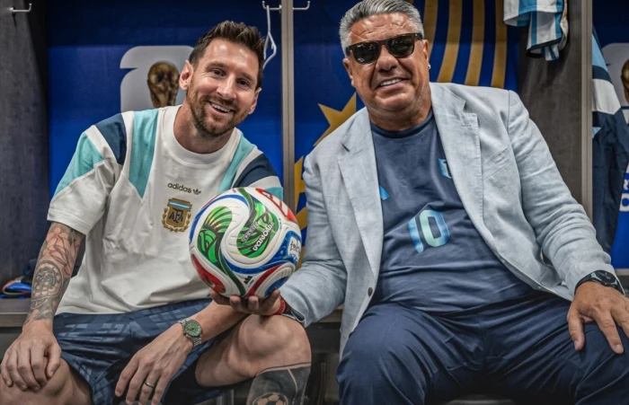 بعد ساعات من الفوز على مصر.. تقارير تكشف تحقيقات أميركية مع رئيس الاتحاد الأرجنتيني