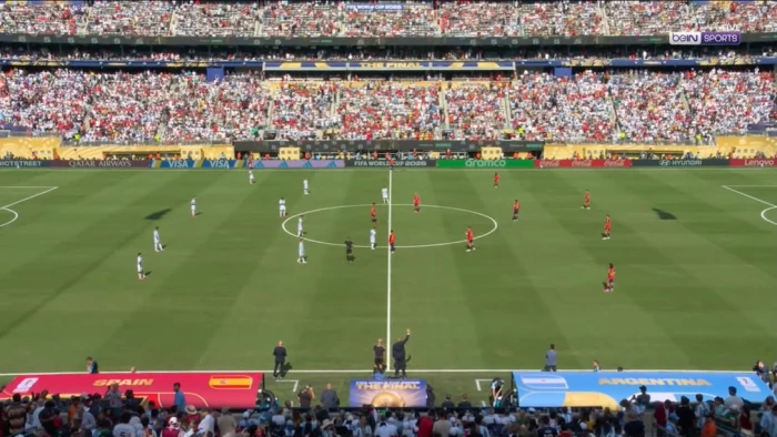 الشوط الثاني: تغطية مستمرة لأحداث مباراة ( الأرجنتين 0 - 0 إسبانيا) في نهائي كأس العالم