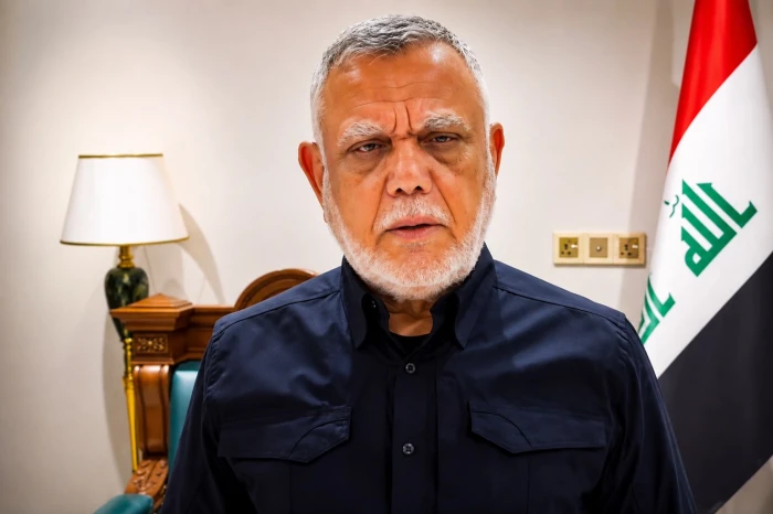 رئيس منظمة بدر الإرهابية "هادي العامري" يدعو  الميليشيات العراقية إلى تأجيل أي اعتداء على السعودية إلى وقت آخر