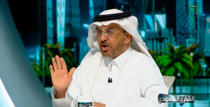 بالفيديو.. محامٍ يكشف أبرز ضوابط نظام التعليم الجديد بشأن سلطة المعلم على الطلاب
