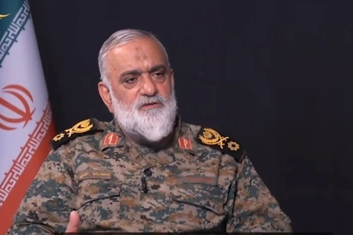 «ليس كل من يملك الكرة رونالدو».. بالفيديو ..جنرال إيراني يقارن قوة بلاده العسكرية بأمريكا