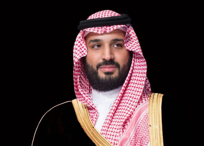 ولي العهد يستقبل قائد القيادة المركزية بالجيش الأمريكي
