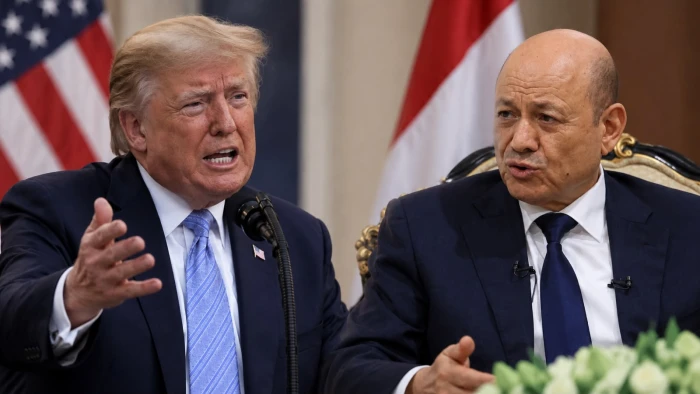 بعد تأجيل "ترامب" غارة عسكرية على الحوثيين.. تفاصيل الطلب الذي قدمه "العليمي" للرئيس الأمريكي
