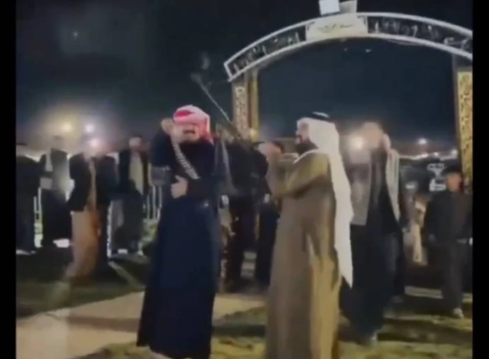 بالفيديو.. أفراد من عشيرة شمر في العراق  يحتفلون بعد تعيين " نايف الشمري" وزيرا للدفاع