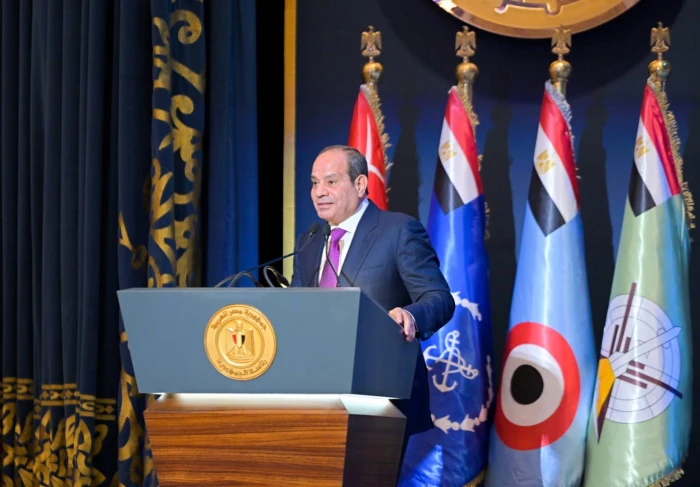 السيسي يقترح برنامجًا لتأهيل رؤساء محتملين لمصر ويكشف شروط الالتحاق به