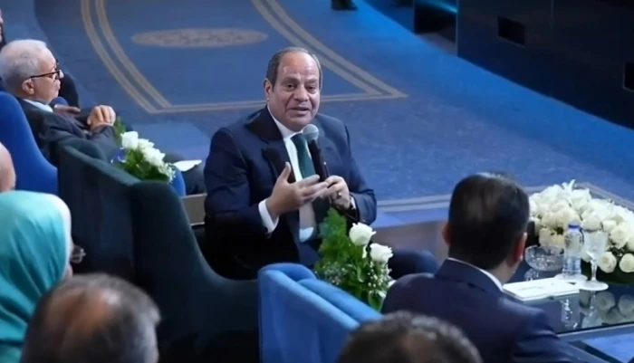 بالفيديو :  تعليق الرئيس المصري  على  مقترح «خد من الأغنياء وسدد عن الغلابة»