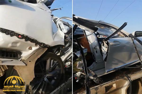 شاهد : حادث مروع لامرأة تقود سيارة بجازان وبرفقتها شقيقتها .. والكشف عن مصيرهن