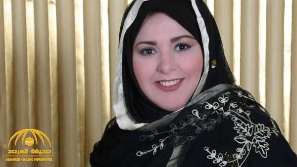 شاهد: الفنانة المصرية "صابرين" تخلع الحجاب وتصبغ شعرها باللون الأصفر بعد سنوات من ارتدائه