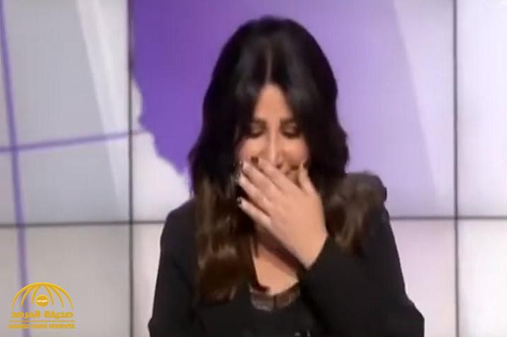 شاهد: مذيعة قناة العربية "منتهى الرمحي" تفاجئ المشاهدين بوصلة ضحك على الهواء وتثير الاستغراب !