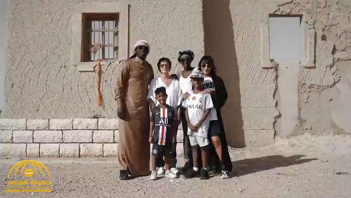 بعد أنباء رحيله عن الهلال .. شاهد : "غوميز" في نزهة برية مع عائلته