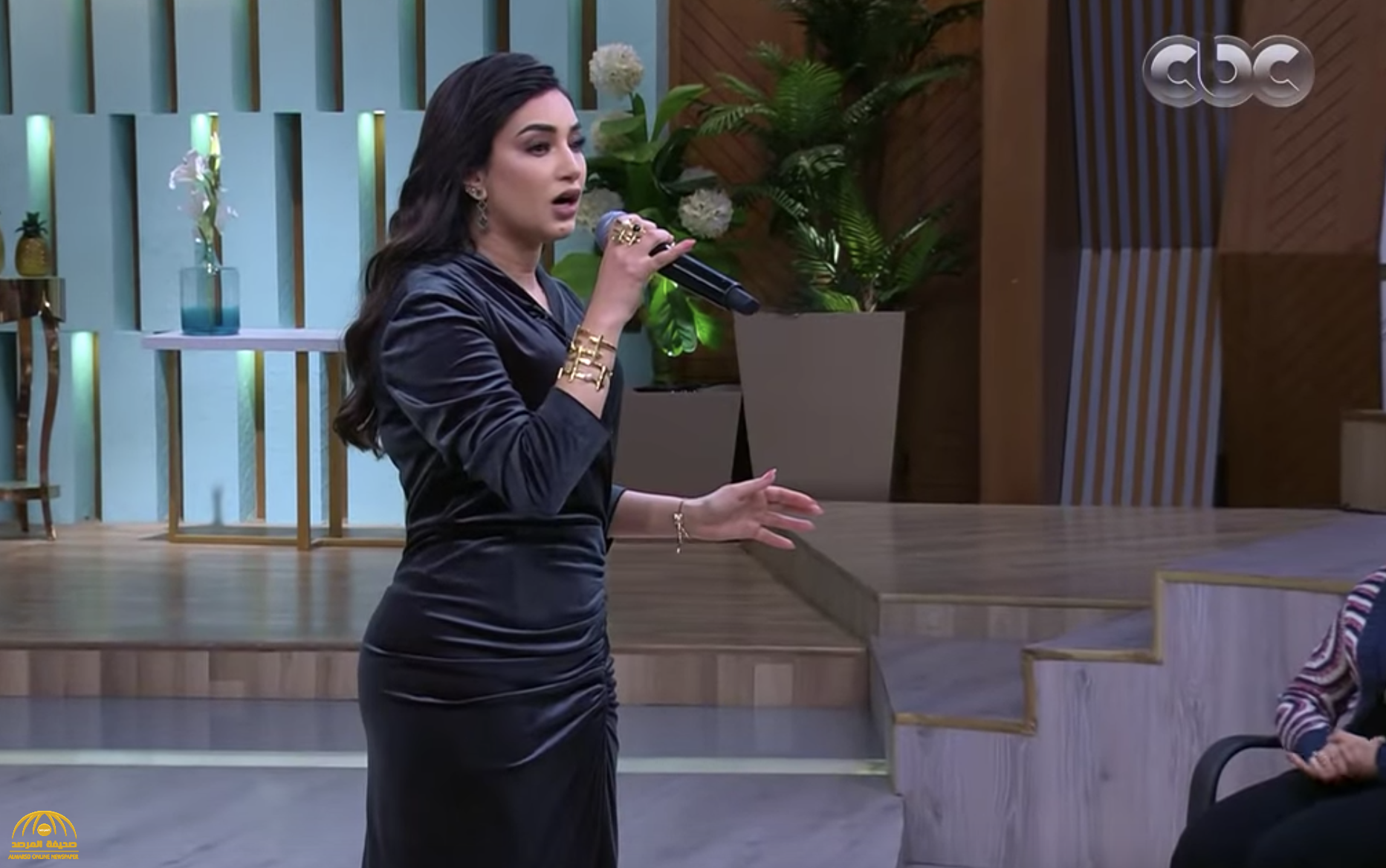 شاهد .. مطربة مغربية نسخة طبق الأصل من "لجين عمران"! شاهد .. مطربة مغربية نسخة طبق الأصل من "لجين عمران"!