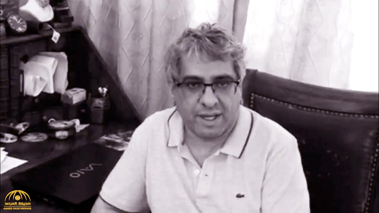 شاهد.. منصور النقيدان يكشف عن جدوله اليومي مع أزمة كورونا.. ويشرح طريقة صلاته الغريبة !