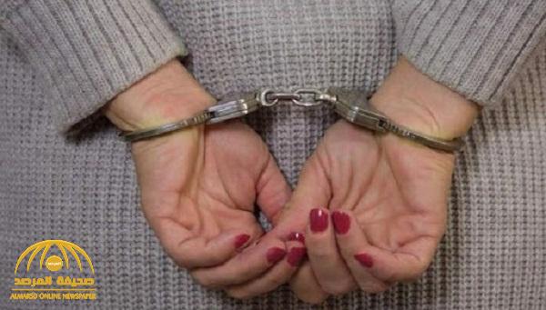 تفاصيل تورط ممثلة كويتية شهيرة في قضية "جلب وتعاطي" مخدرات.. وهكذا تم الإيقاع بها قبل سفرها للسعودية