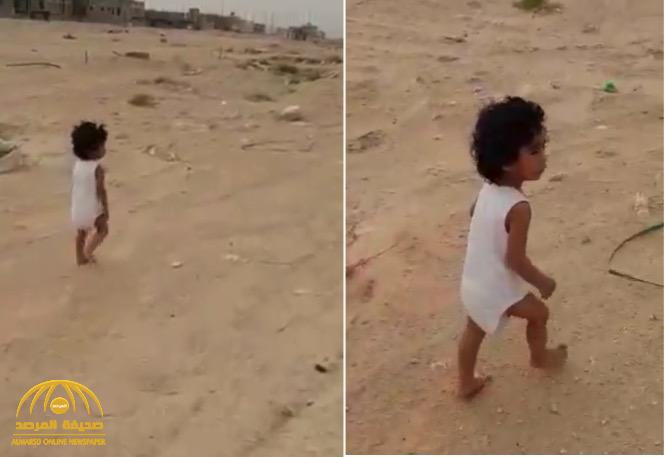 شاهد: طفل "ضايع" يصرخ ويسير بمفرده وسط طريق عام ! شاهد: طفل "ضايع" يصرخ ويسير بمفرده وسط طريق عام !
