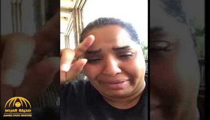 شاهد.. "هيا الشعيبي" تبكي على الهواء: "من كثر الطقات ما عاد أتحمل وأفكر أهاجر من الكويت"!