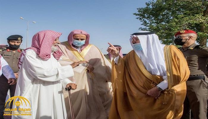 بالصور .. أولياء دم يفاجئون أمير القصيم بموقفهم بعد تدخله للشفاعة في قضية قصاص!