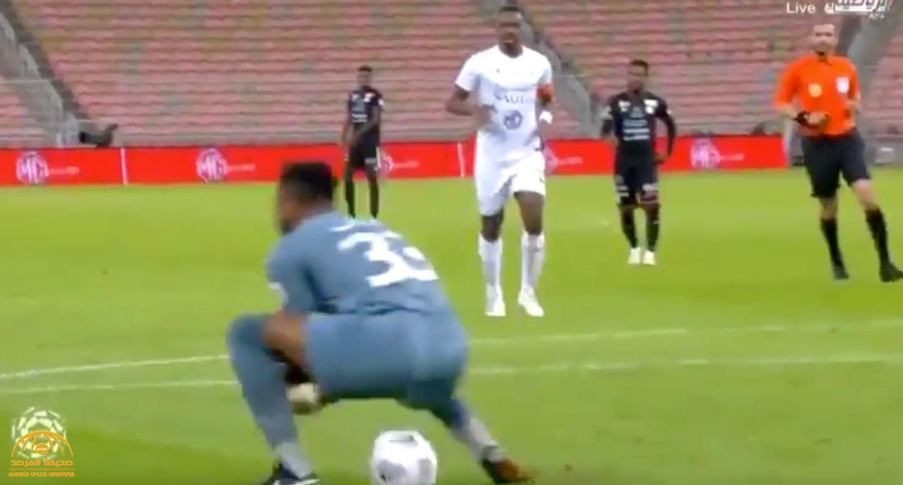 شاهد: هدف الشباب في مرمى "العويس" الذي أثار سخرية واسعة على مواقع التواصل