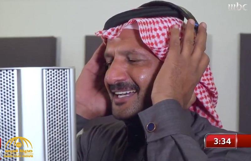 بالفيديو: المطرب "فهد المسيعيد" يكشف لأول مرة سبب تقاعده من عمله.. ويُصنّف نفسه "نمبر وان" بالشيلات! بالفيديو: المطرب "فهد المسيعيد" يكشف لأول مرة سبب تقاعده من عمله.. ويُصنّف نفسه "نمبر وان" بالشيلات!