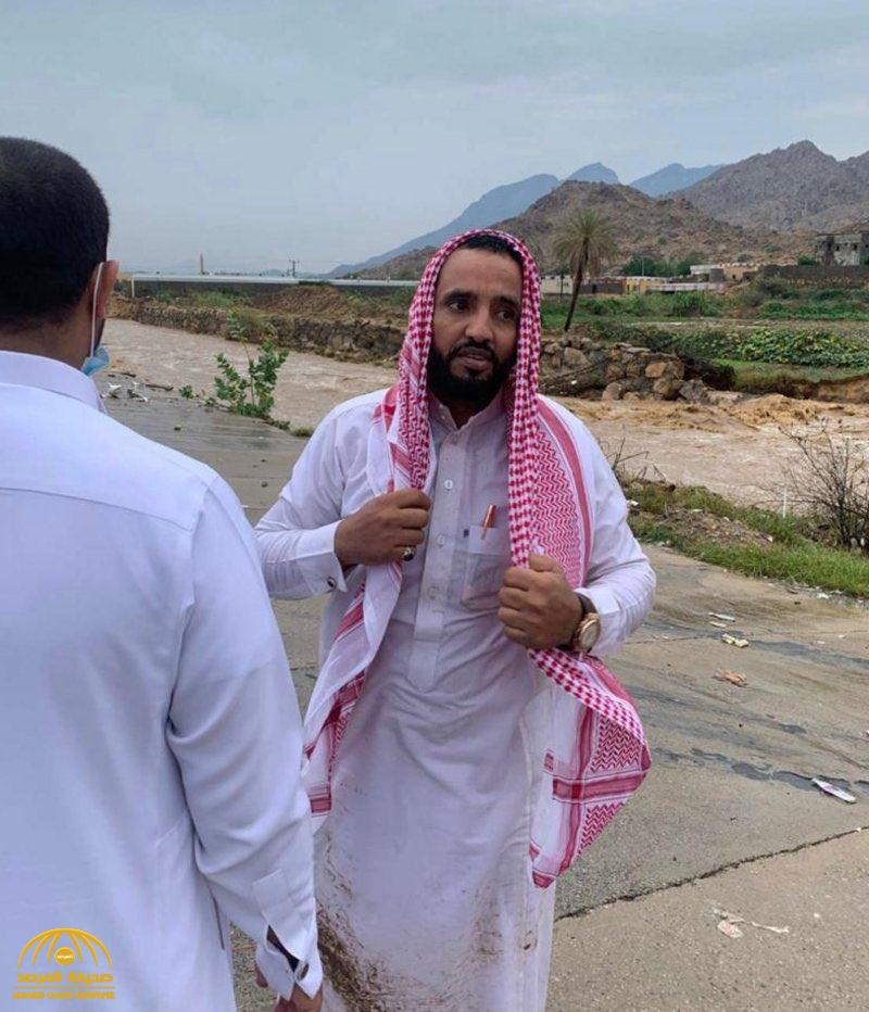 هاشتاق " البطل عامر الشهري" يتصدر  منصة تويتر بعد قفزه في السيل وانقاذه لـ"طفل من الموت غرقا"