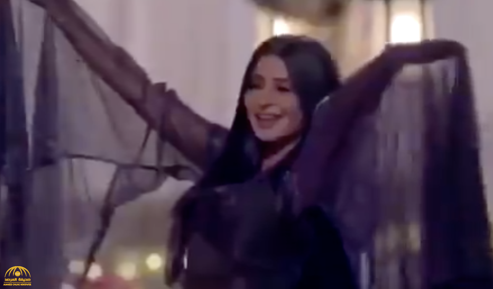 شاهد: رقصة  " ريم عبد الله " المثيرة  في مسلسل "عندما يكتمل القمر "