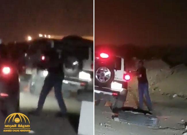 بيان أمني بشأن القبض على شخص يروج لمواد مخدرة في جدة .. والكشف عن جنسيته