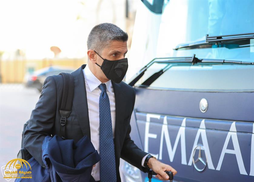 رسمياً .. الهلال يقيل مدربه “رازفان” ويكشف عن البديل!