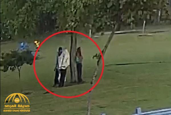 شاهد: كيف ضرب البرق 4 أشخاص يقفون تحت شجرة !