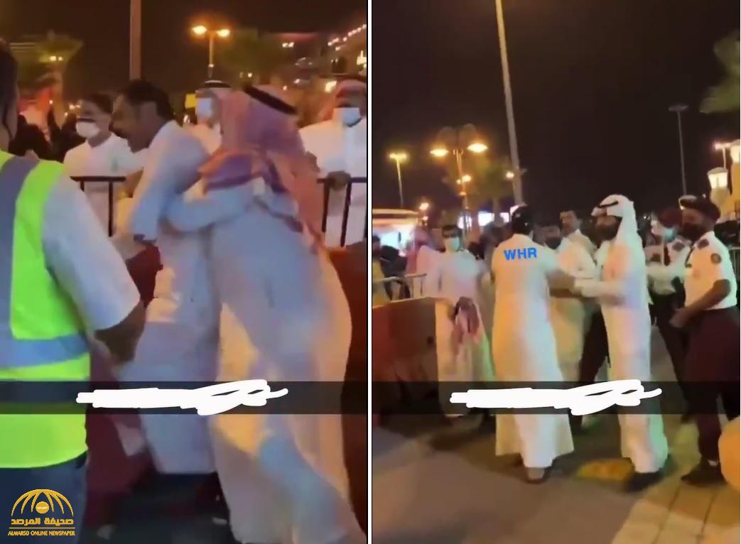 شاهد .. "هوشة" جماعية بين مجموعة رجال في حديقة عامة بأبها