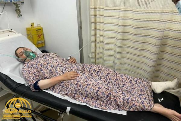 فنانة مصرية شهيرة تكشف عن تصرف غريب للأطباء معها في المستشفى بعد كسر أصابع قدمها