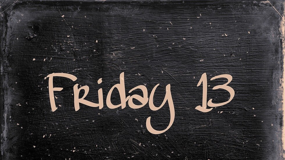 سر تشائم العالم من يوم "الجمعة 13" !