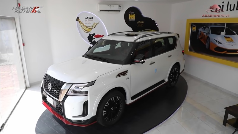 شاهد: وصول العملاق "نيسان باترول نيسمو  2022" إلى السعودية.. والكشف عن مواصفاته وسعره شامل الضريبة