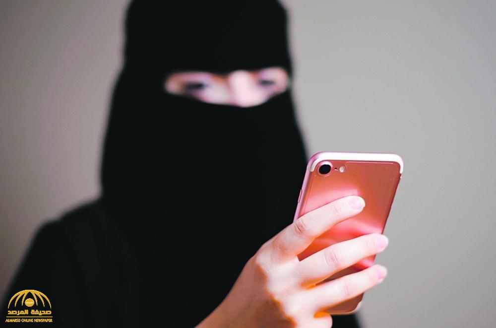 "خانة" سجل السفر في توكلنا تضع "أزواج" في مأزق.. وسيدة تكتشف مفاجأة بالصدفة