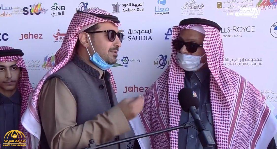 "لا تقول على الإبل حيوانات".. شاهد: بن عودة المشارك في فئة نخبة النخبة للون الحمر يحرج منافسه الراجحي على الهواء "لا تقول على الإبل حيوانات".. شاهد: بن عودة المشارك في فئة نخبة النخبة للون الحمر يحرج منافسه الراجحي على الهواء