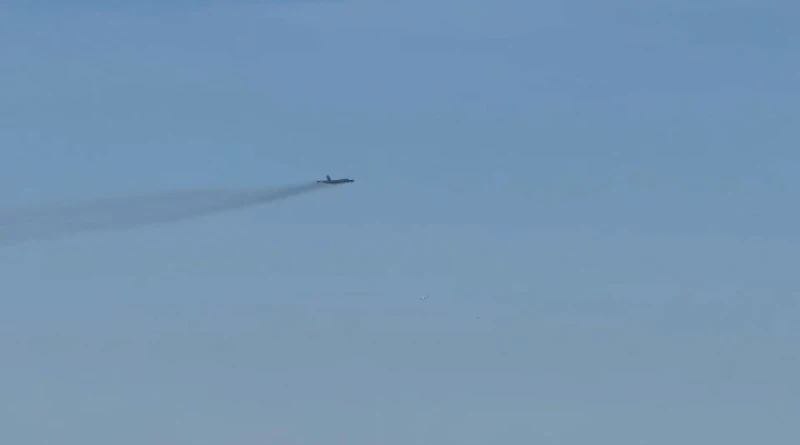 بالفيديو: لحظة إقلاع قاذفة القنابل الأمريكية B-52 من أحد القواعد البريطانية