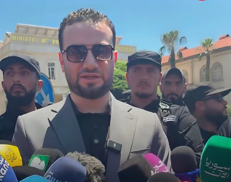" وصلنا إلى رأس خيط يدل على الفاعلين".. بالفيديو: أول تعليق من المتحدث باسم وزارة الداخلية السوري على تفجير دمشق