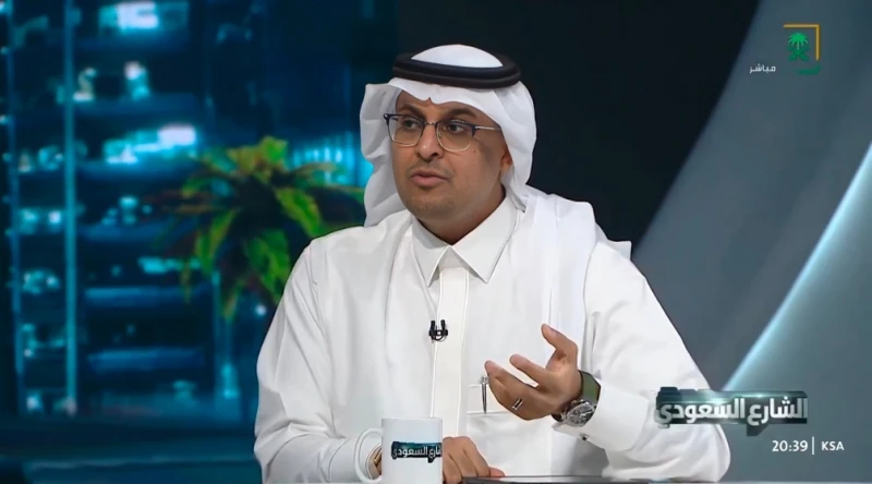 هل استخدام الموظف «شات جي بي تي» لإنجاز مهمة سرية في العمل يُعد جريمة إلكترونية؟.. بالفيديو: خبير ذكاء اصطناعي يجيب